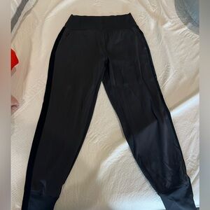 Athleta Venice joggers size small